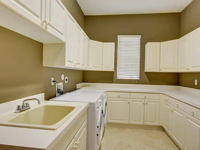 6669 Cobia Cir — Photo 22