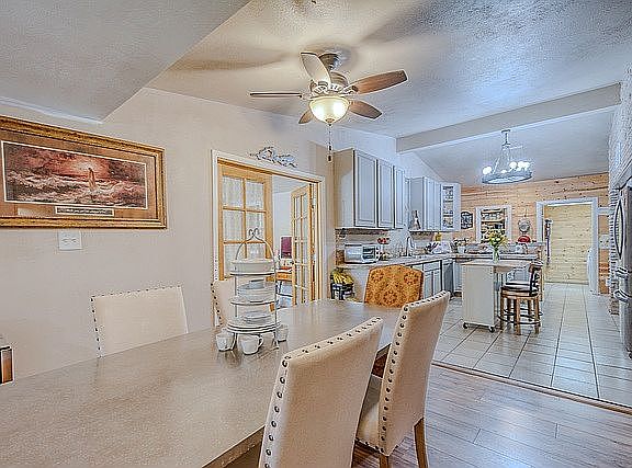 Dining/Kitchen Primary Home