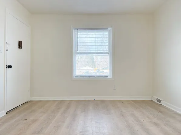 2011 E Blackford Ave #B, Evansville, IN 47714