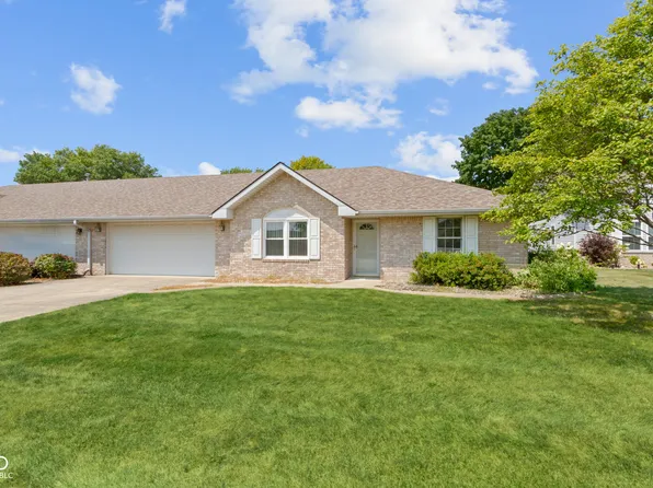 3412 Village Dr, Anderson, IN 46011