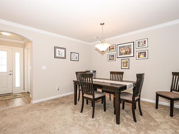 5th image of 462 Heritage Sq Unit 13202