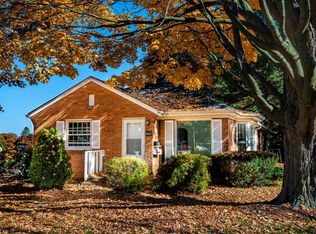 701 Orchard St, Racine, WI 53405