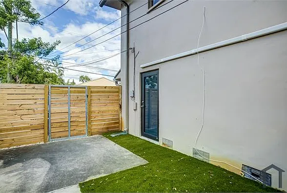 Studio, 500 sqft, $1,690 — Photo 3