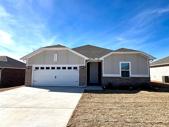 3rd image of 12421 Bluford Ln