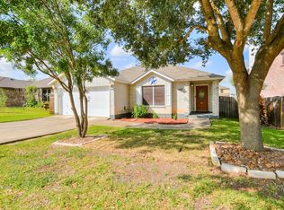 8127 Cherry Glade, Converse, TX 78109