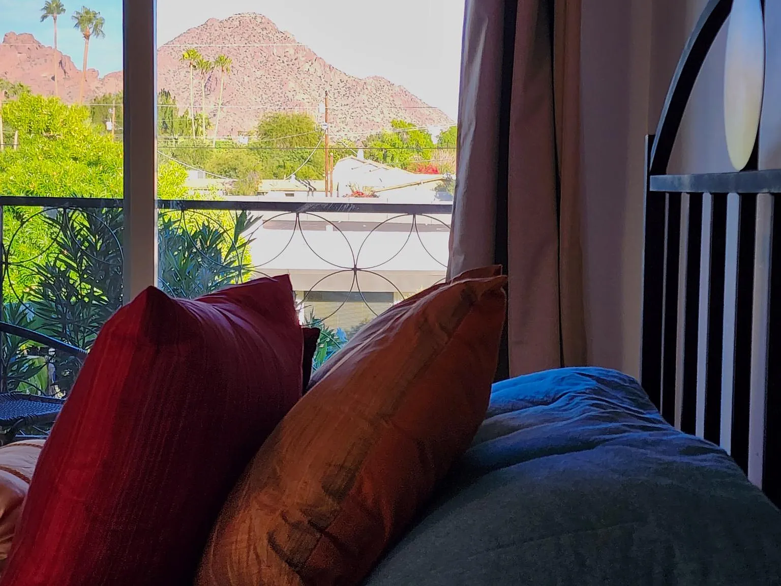2 bed, 1185 sqft, $2,500 — Photo 2