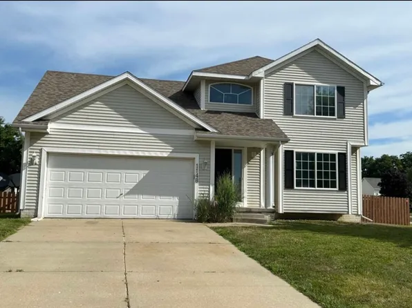 1148 62nd St, West Des Moines, IA 50266