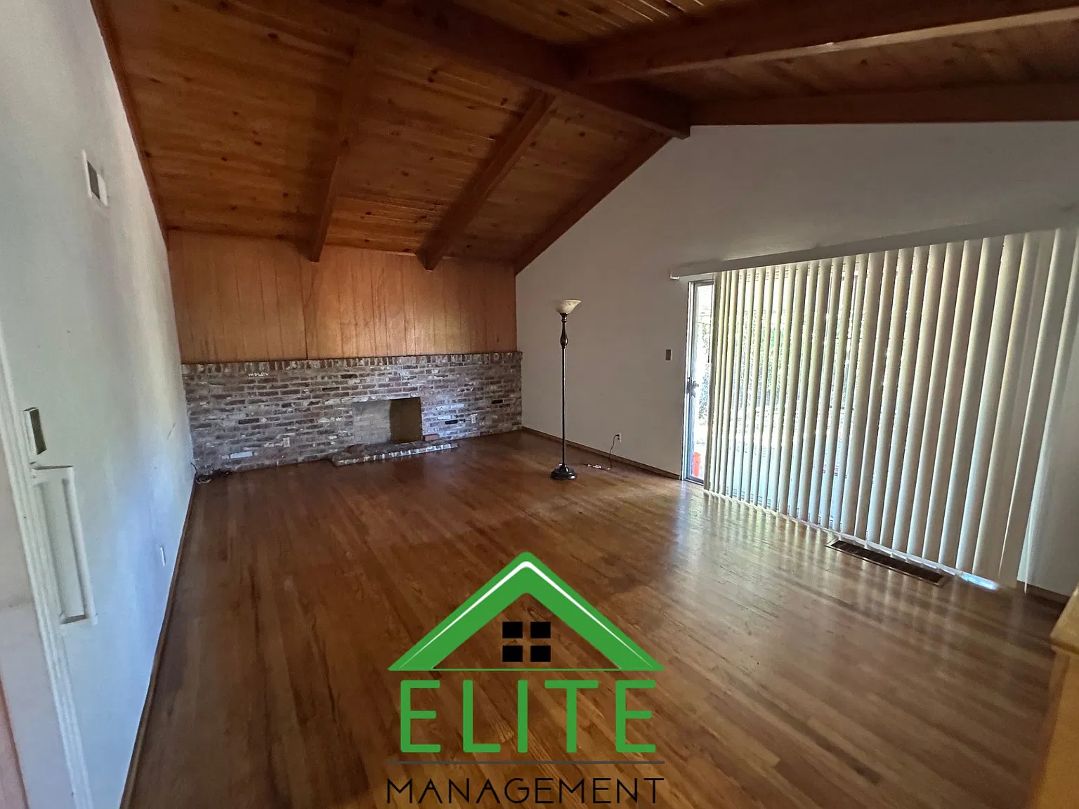 3 bed, 1537 sqft, $2,495 — Photo 2