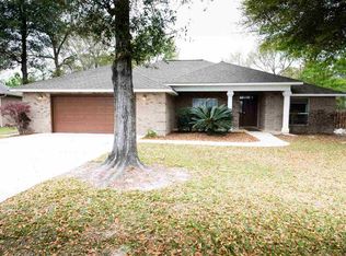 7288 Raintree Ln, Gulf Shores, AL 36542