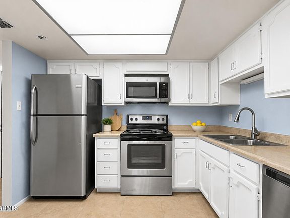 2nd image of 7950 E CAMELBACK Road #205