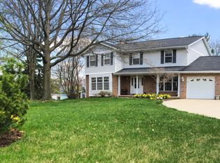 7756 Angel Dr NW, North Canton, OH 44720