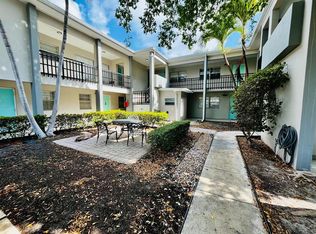 202 Lucerne Ave APT 10, Lake Worth, FL 33460