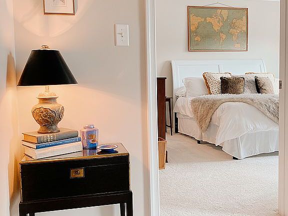 2nd image of 1204 Kings Land Ct