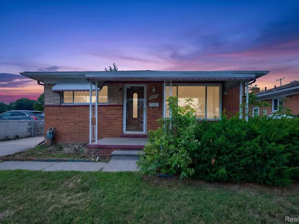 8847 Woodbine, Redford, MI 48239