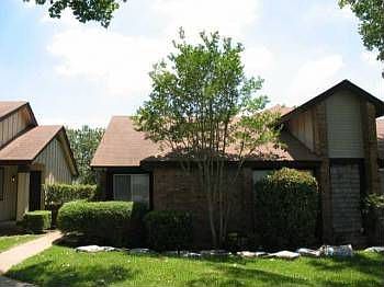 1st image of 1433 W Braker Ln