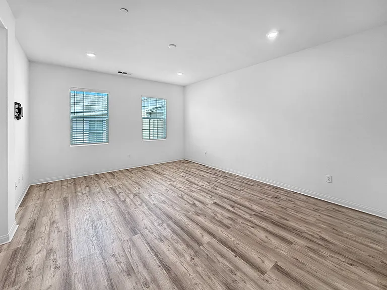 22938 Harvest Mill Cir — Photo 10