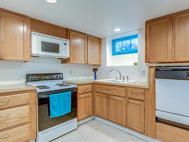 3016 NE 31st Ave #B — Photo 11