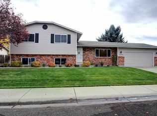 11725 W Ginger Creek Dr, Boise, ID 83713