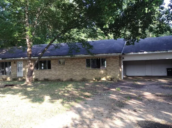 17576 Okahoma St, Coffeeville, MS 38922