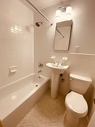 Rented by Metropolis Real Estate of Manhattan