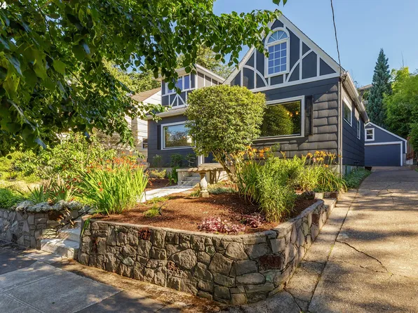 3423 NE Siskiyou St, Portland, OR 97212