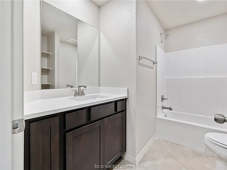 1636 Lucky St — Photo 12