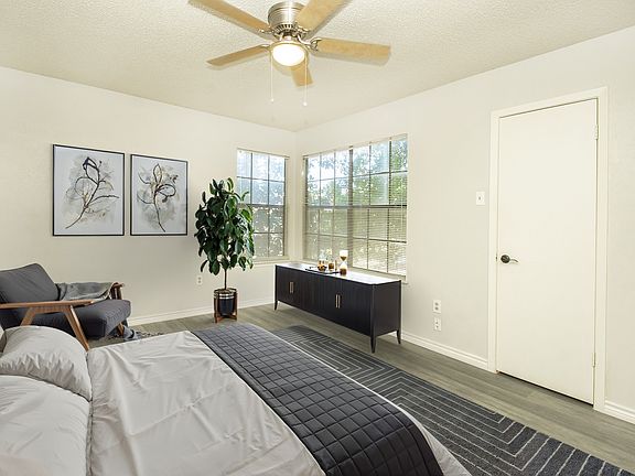 3rd image of 5626 Preston Oaks Rd APT 9B