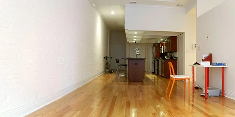 Rented by The Burkhardt Group | media 16