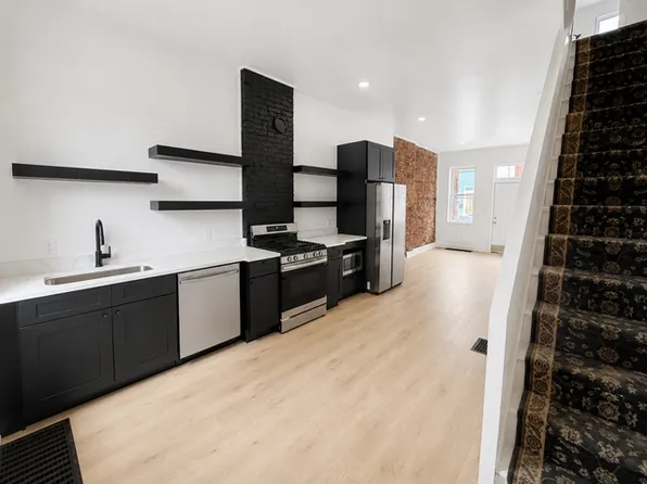 843 Tripoli St, Pittsburgh, PA 15212