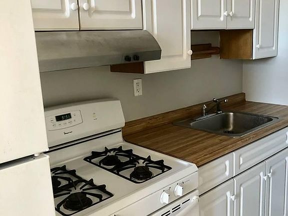 3rd image of 56 Main St #4