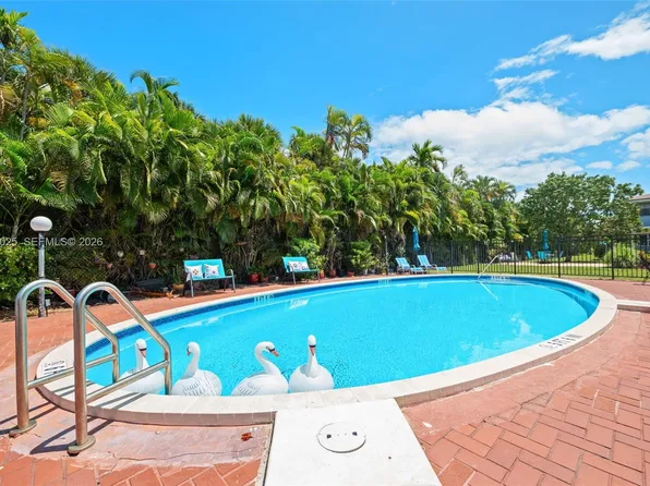 1431 S 14th Ave APT 212, Hollywood, FL 33020