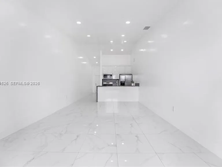 6742 NW 188th Ter #Townhouse 6742 — Photo 11