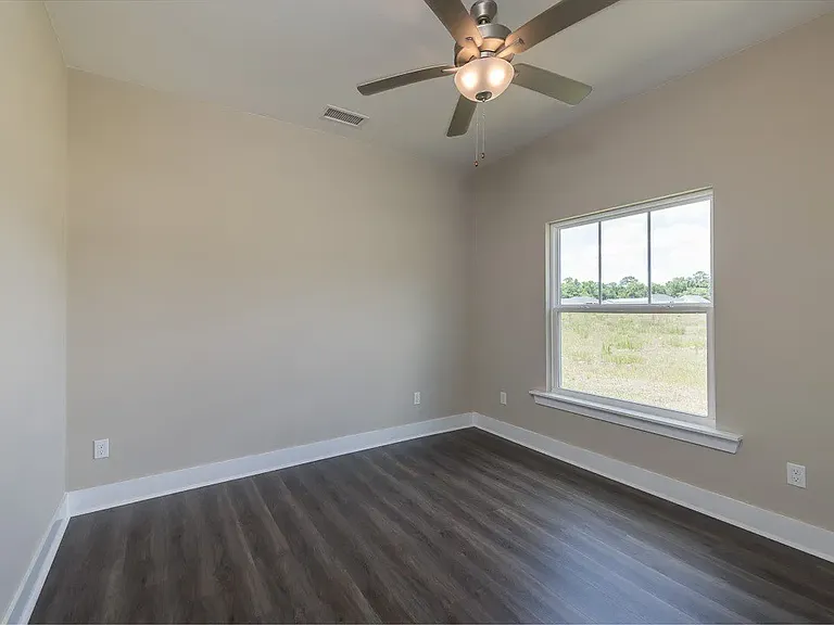 283 Tillis Ln — Photo 16