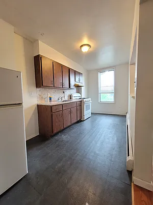 Rented by The Brokerage Group LLC | media 8