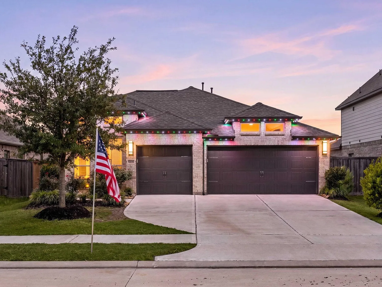 4 bed, 3.0 bath, 2263 sqft, $3,300 — Photo 3