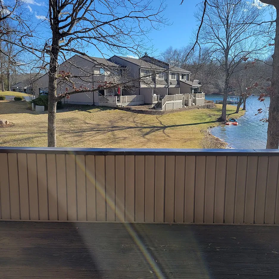 74 Lakeshore Court, #81 - . — Photo 3
