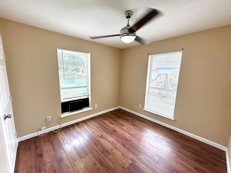 1222 Fenfield Ave #2 — Photo 10