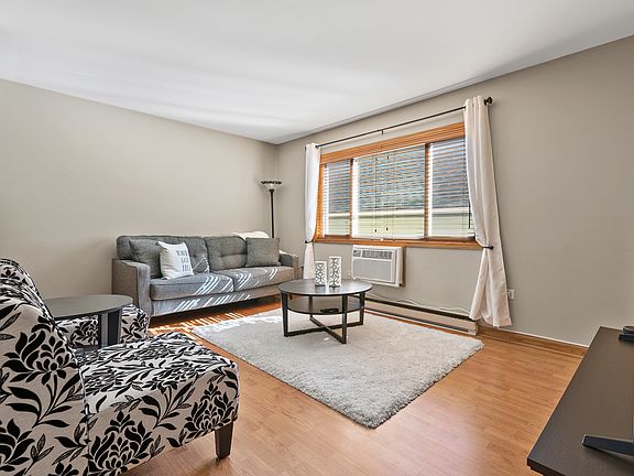 5th image of 1130 Dunlop Ave APT 2B