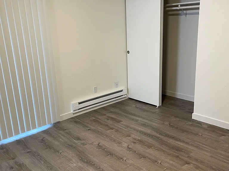 Country Estates Apartments — Photo 10