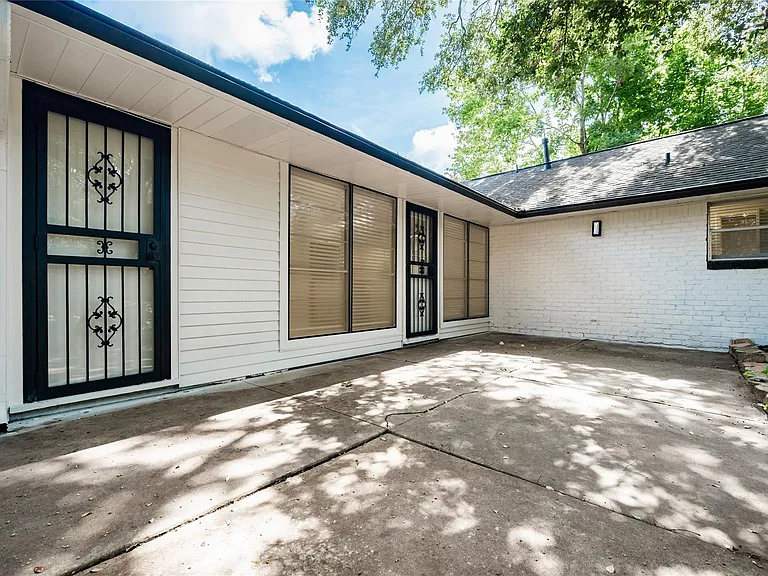 5027 Darnell St — Photo 18