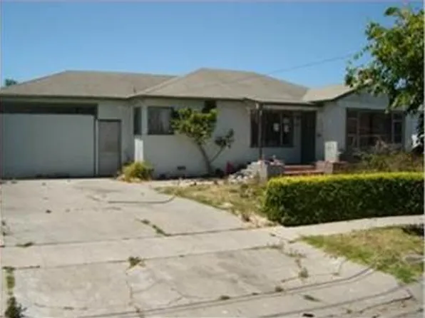 1110 Montana St, Salinas, CA 93905