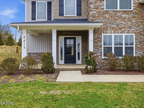 3rd image of 8415 Creek Valley Ln