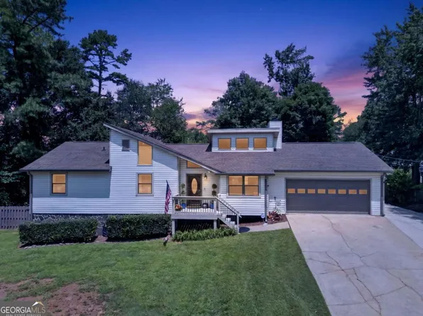 6164 Pinedale Ln, Douglasville, GA 30135