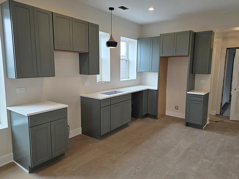 3216 S Morgan St #2R — Photo 4
