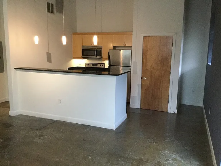 1101 W Marshall St #133 — Photo 1