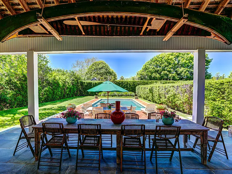 16 Drew Ln — Photo 4