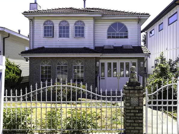 1266 E 63rd Ave, Vancouver, BC V5X 2L4