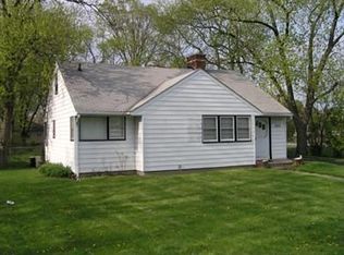 800 W 62nd Pl, Merrillville, IN 46410