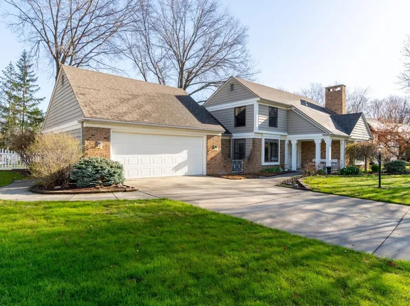 720 Snowfall Rd, Fort Wayne, IN 46819