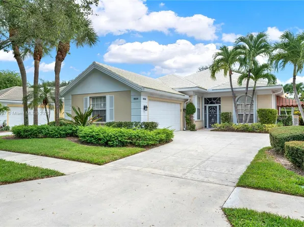 8596 Doverbrook Dr, Palm Beach Gardens, FL 33410